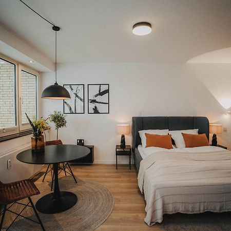 Downtown Apartment Mit Luxusbad Am Hafen Nur 5 Minuten Zu Fuss In Die Innenstadt Und Zum Bahnhof! Oldenburg Eksteriør bilde