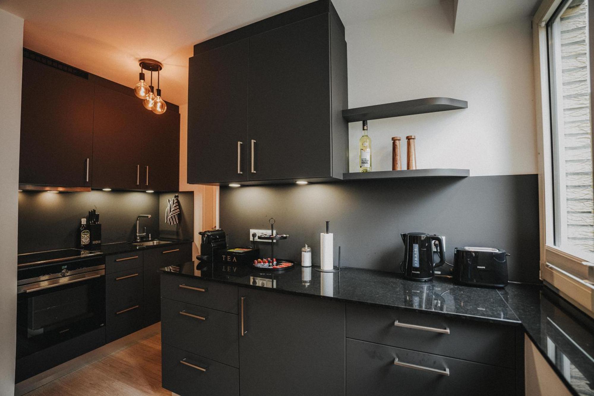 Downtown Apartment Mit Luxusbad Am Hafen Nur 5 Minuten Zu Fuss In Die Innenstadt Und Zum Bahnhof! Oldenburg Eksteriør bilde