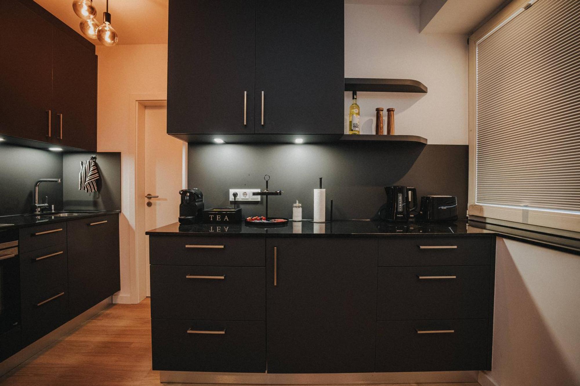 Downtown Apartment Mit Luxusbad Am Hafen Nur 5 Minuten Zu Fuss In Die Innenstadt Und Zum Bahnhof! Oldenburg Eksteriør bilde