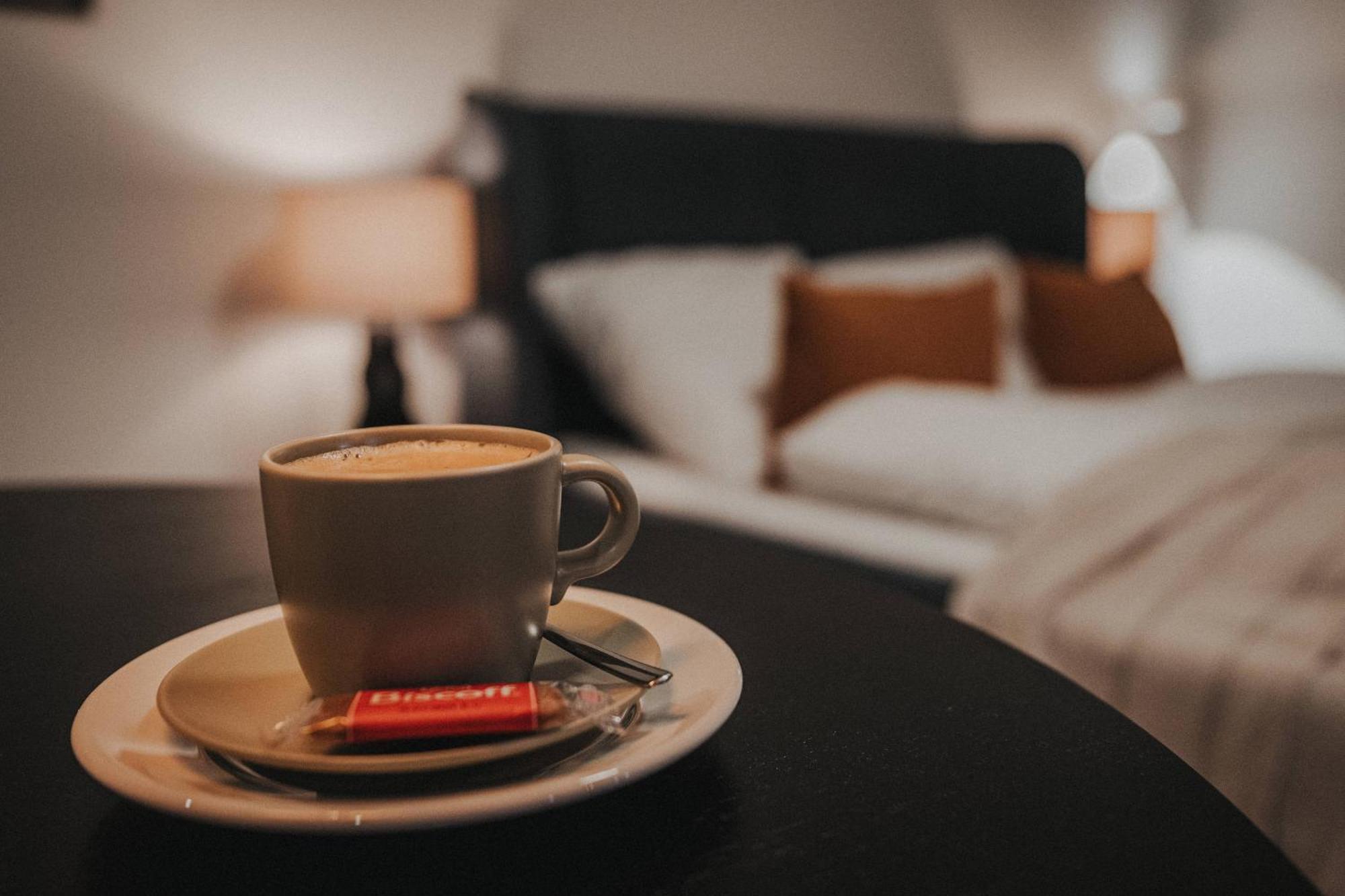Downtown Apartment Mit Luxusbad Am Hafen Nur 5 Minuten Zu Fuss In Die Innenstadt Und Zum Bahnhof! Oldenburg Eksteriør bilde