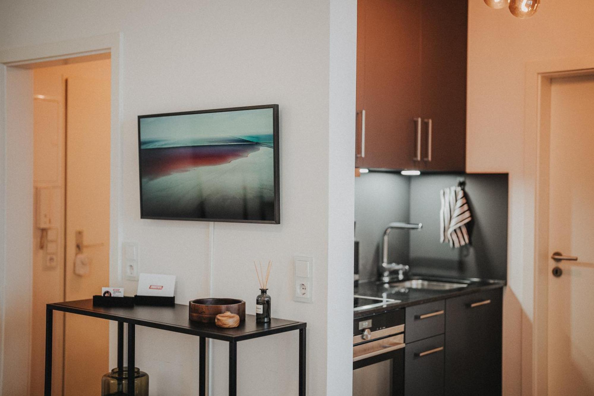 Downtown Apartment Mit Luxusbad Am Hafen Nur 5 Minuten Zu Fuss In Die Innenstadt Und Zum Bahnhof! Oldenburg Eksteriør bilde